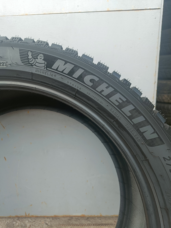 купить шины Michelin X-Ice North 4 SUV 275/40 R22 108T XL FP с гарантией