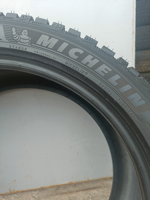 купить шины Michelin X-Ice North 4 245/40 R20 99T XL FP с гарантией