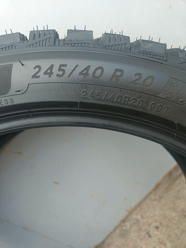 купить шины Michelin X-Ice North 4 245/40 R20 99T XL FP с гарантией