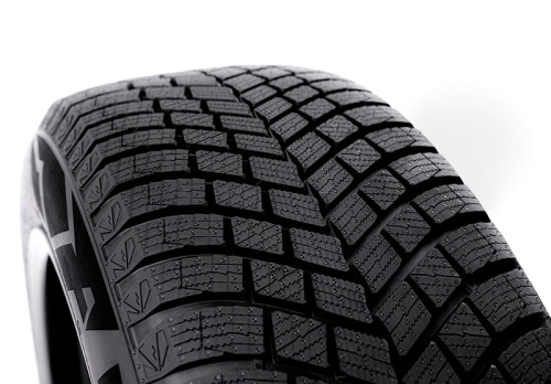 Pirelli Ice Zero FR 3 245/50 R20 105H купить с доставкой